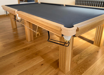 9ft Oak snooker table with fluted legs